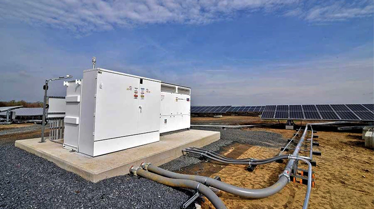 Hybrid Solar System